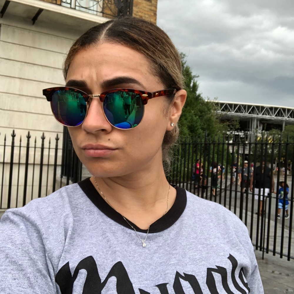 Meet your Posher, Janille